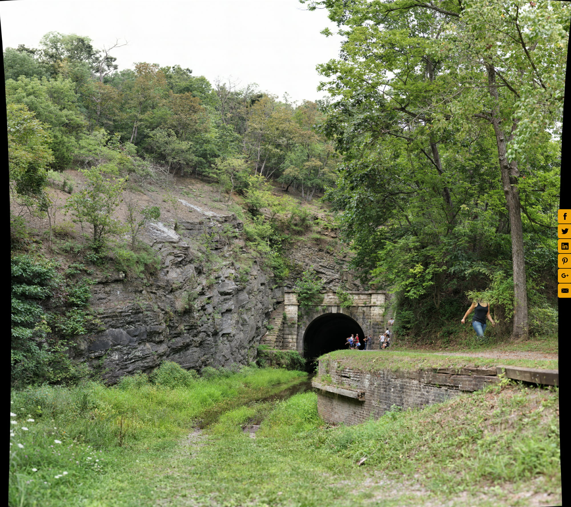 paw paw tunnel